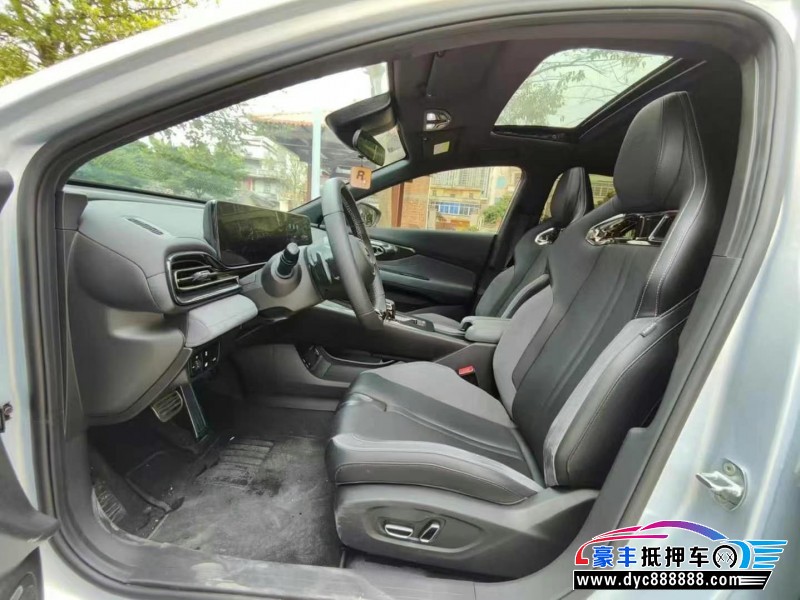 23年传祺影豹轿车抵押车出售