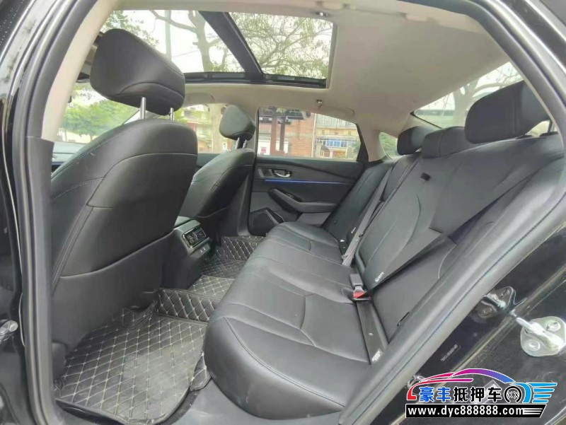 23年本田雅阁轿车抵押车出售