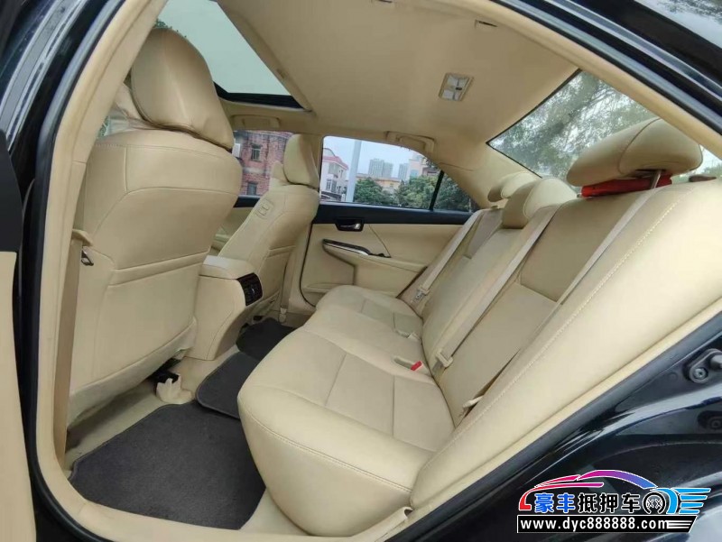 16年丰田凯美瑞轿车抵押车出售