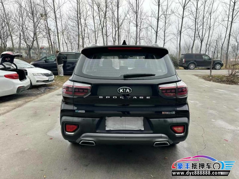 19年起亚智跑轿车抵押车出售