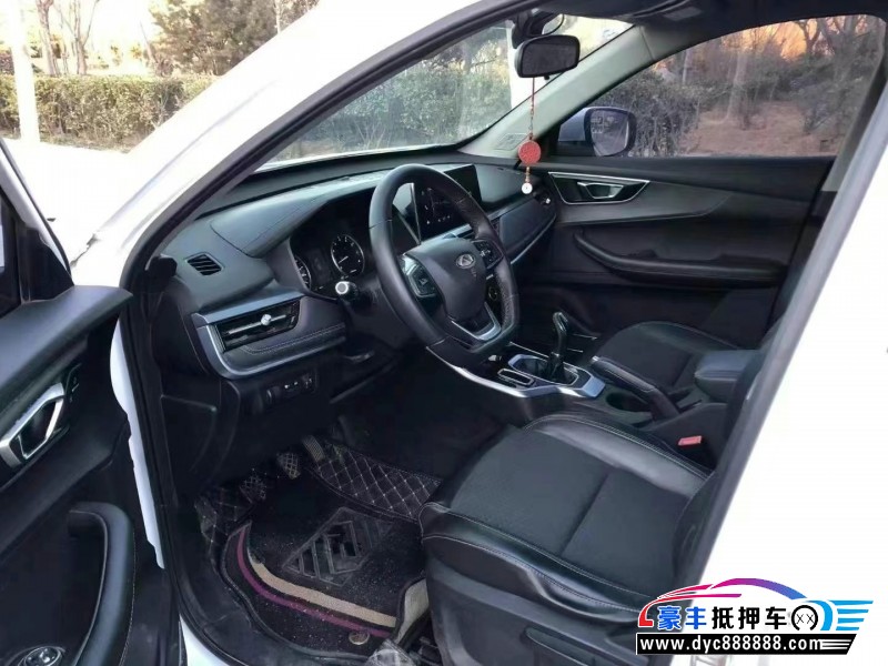 20年奇瑞瑞虎5x轿车抵押车出售