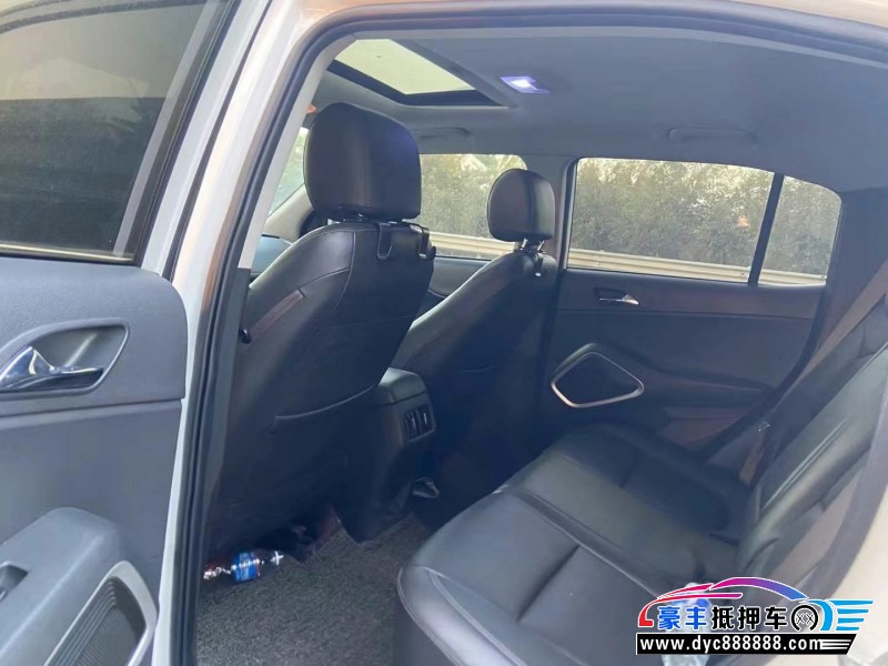 19年现代ix35轿车抵押车出售