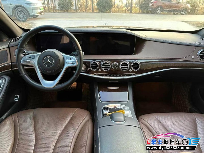 21年奔驰S轿车抵押车出售