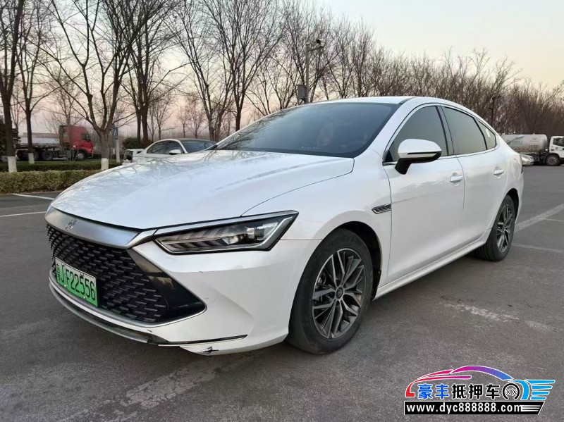 22年比亚迪秦轿车抵押车出售