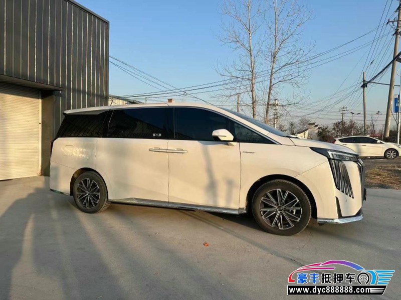 23年传祺M8轿车抵押车出售