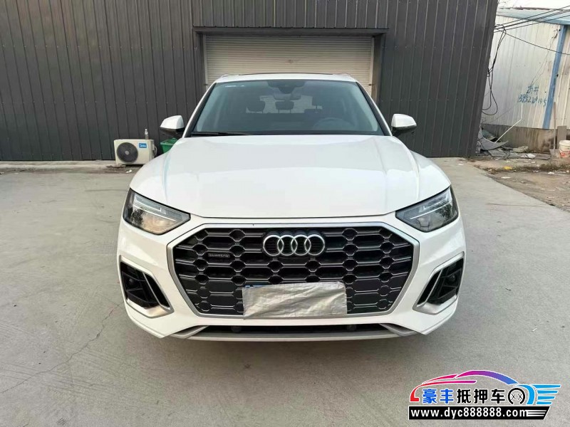 22年奥迪Q5轿车抵押车出售