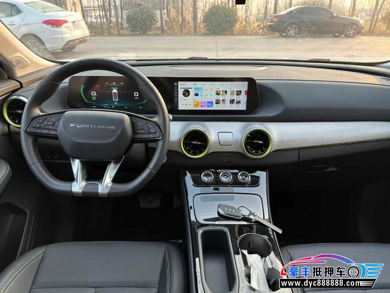 24年东风雷霆轿车抵押车出售