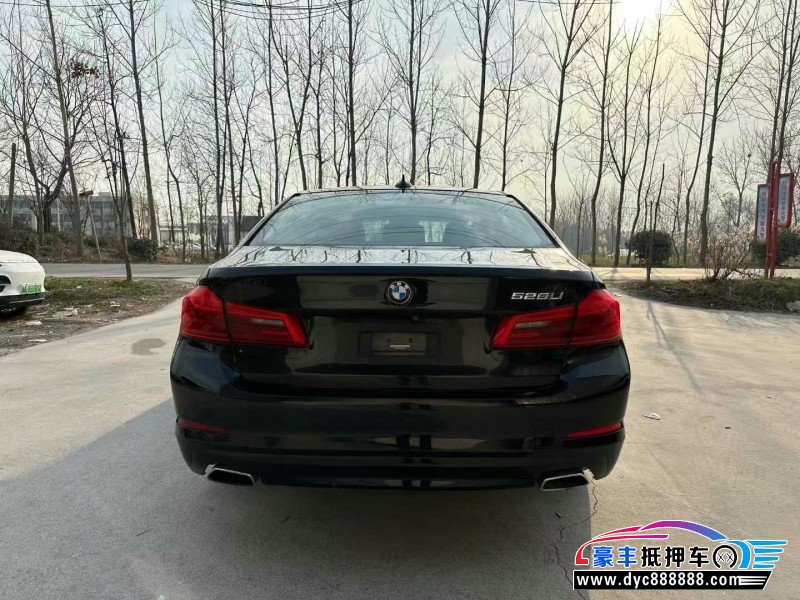 17年宝马5系轿车抵押车出售