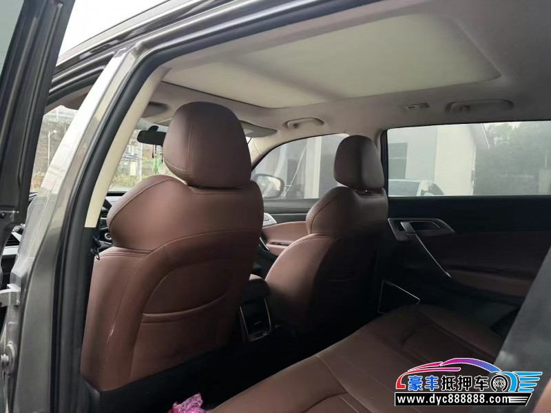 22年吉利博越轿车抵押车出售