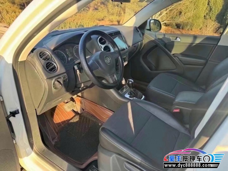 17年大众途观轿车抵押车出售