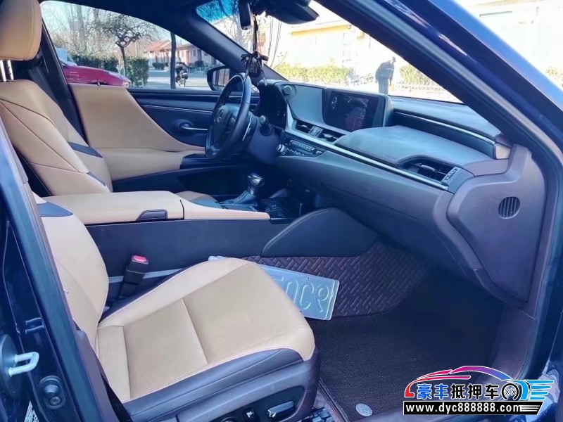 21年雷克萨斯ES轿车抵押车出售