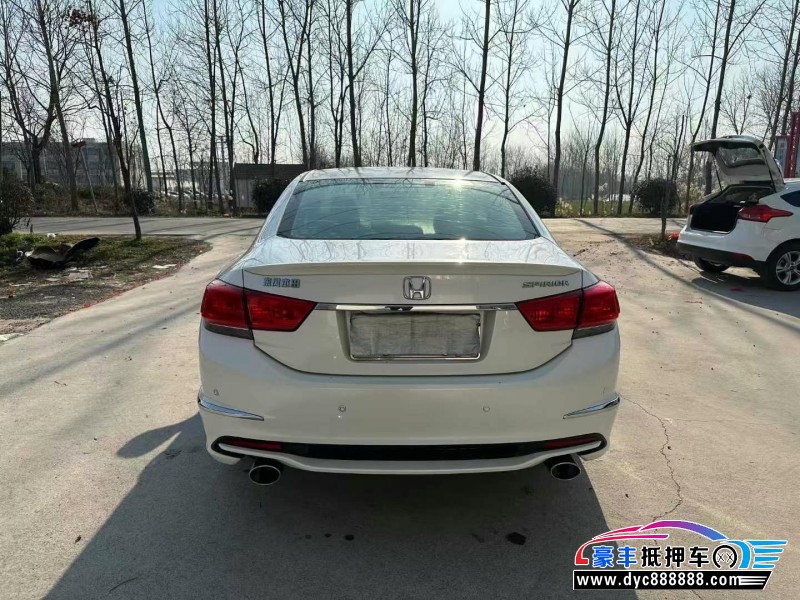 16年本田思铂睿轿车抵押车出售