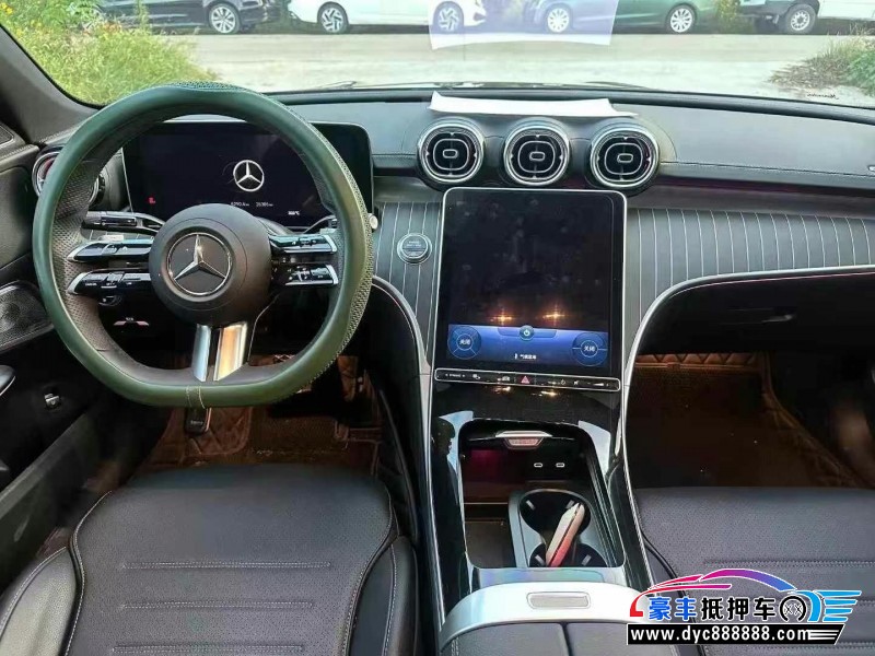 22年奔驰C轿车抵押车出售