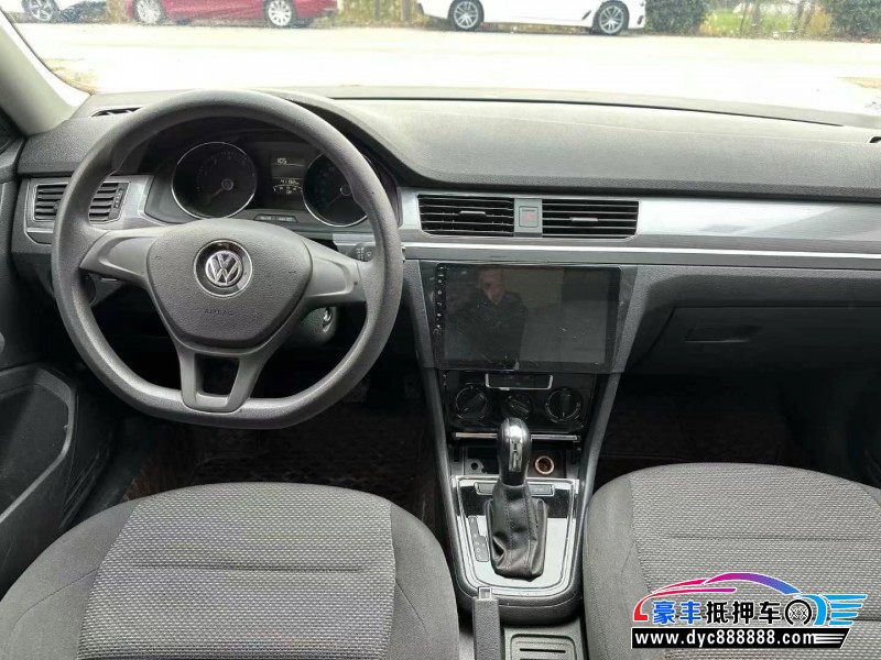 21年大众宝来轿车抵押车出售