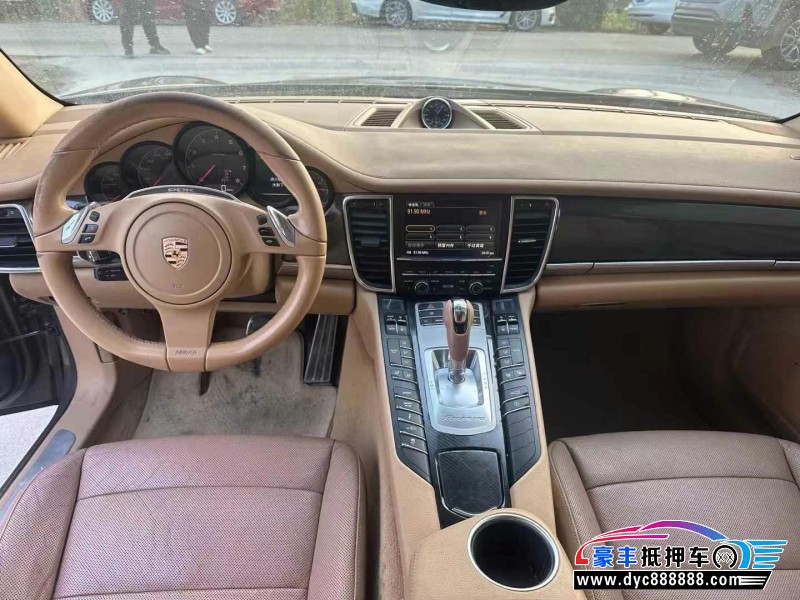12年保时捷帕纳梅拉轿车抵押车出售