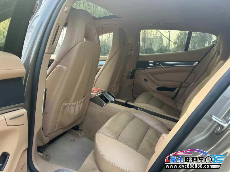 12年保时捷帕纳梅拉轿车抵押车出售