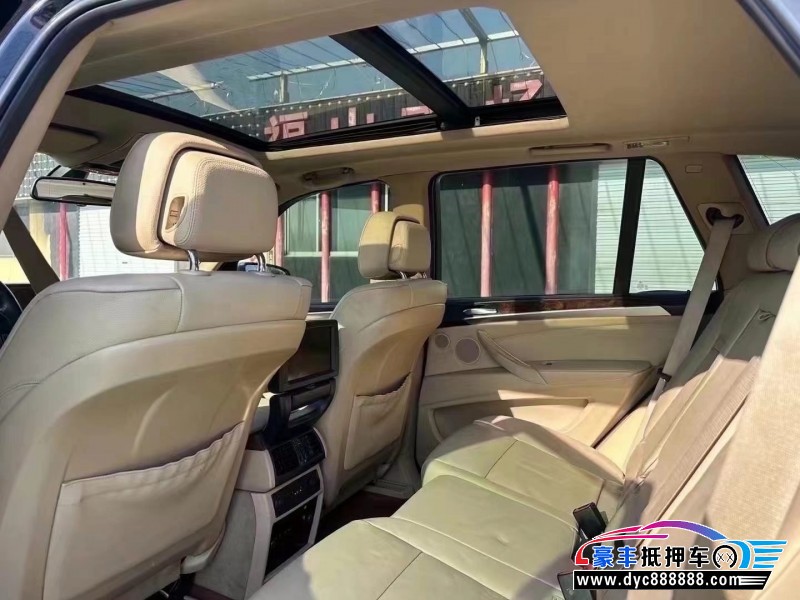 11年宝马X5轿车抵押车出售