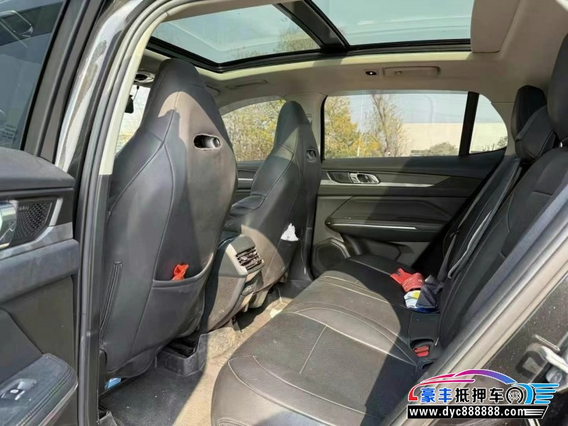 22年领克01轿车抵押车出售