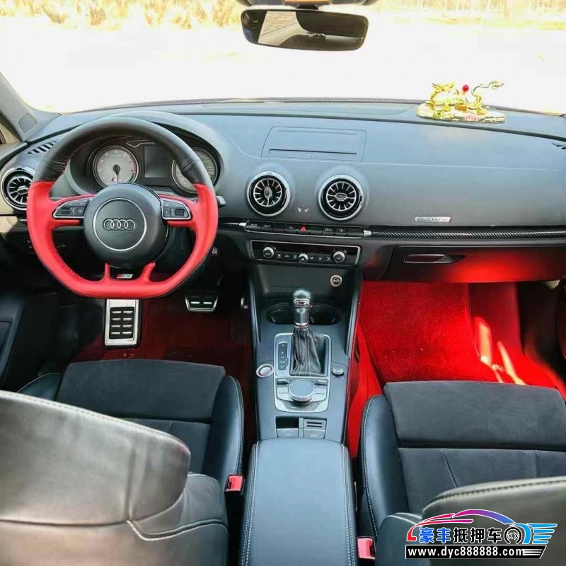 18年奥迪S3轿车抵押车出售