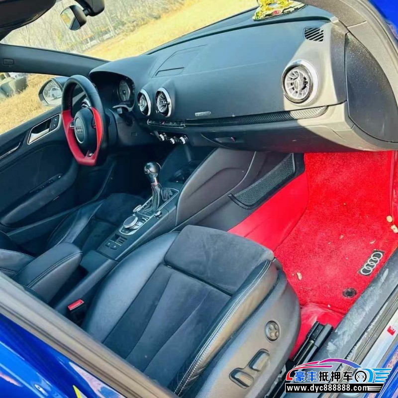 18年奥迪S3轿车抵押车出售