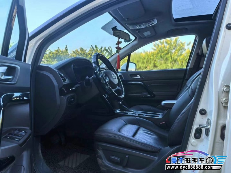 16年传祺GS4轿车抵押车出售