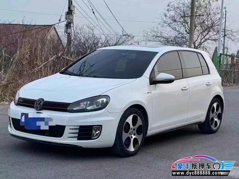 14年大众高尔夫轿车抵押车出售