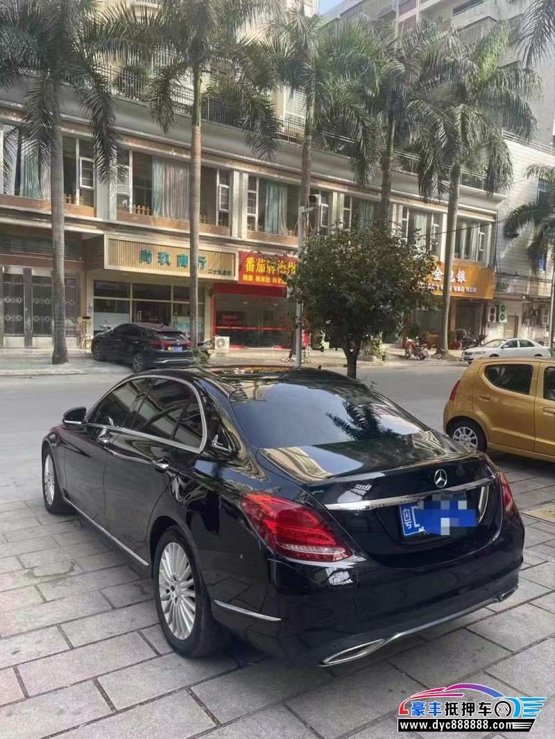 14年奔驰C轿车抵押车出售