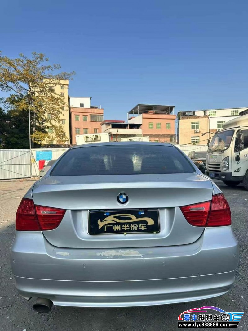 12年宝马3系轿车抵押车出售