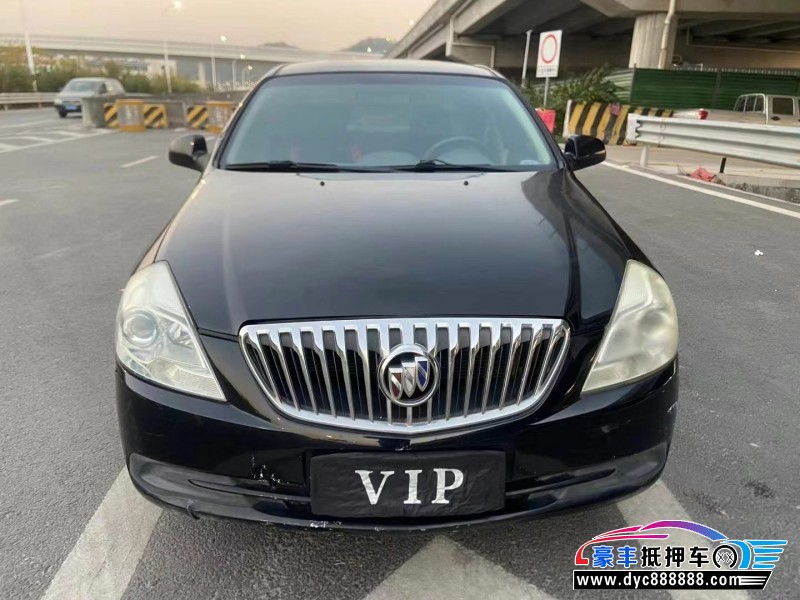 15年别克凯越轿车抵押车出售