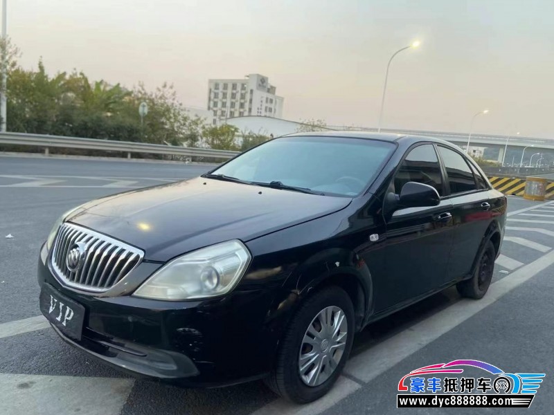 15年别克凯越轿车抵押车出售