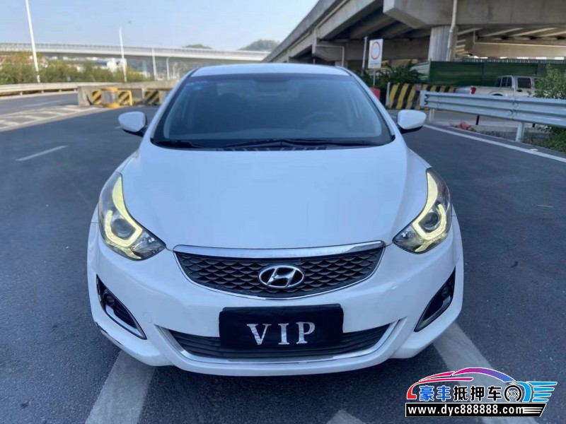 18年现代朗动轿车抵押车出售