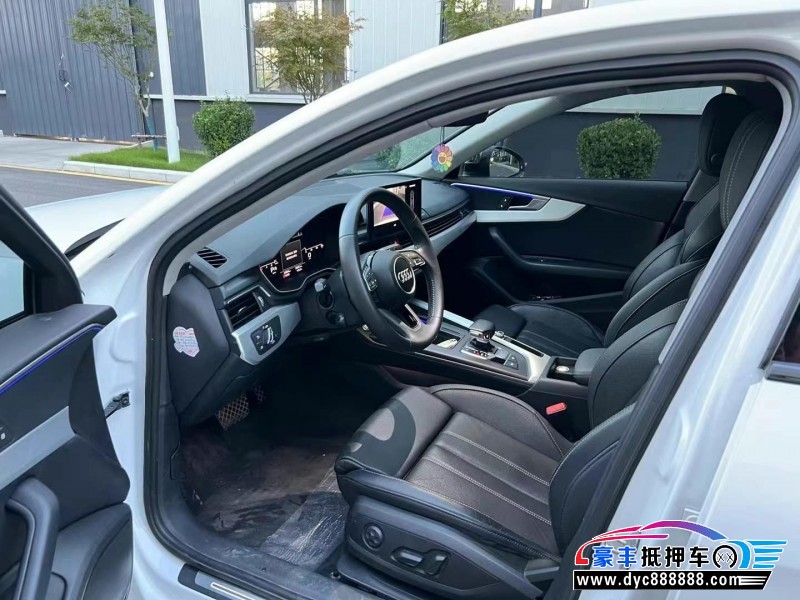 21年奥迪A4轿车抵押车出售