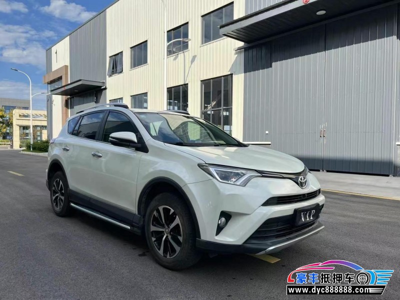 18年丰田RAV4轿车抵押车出售