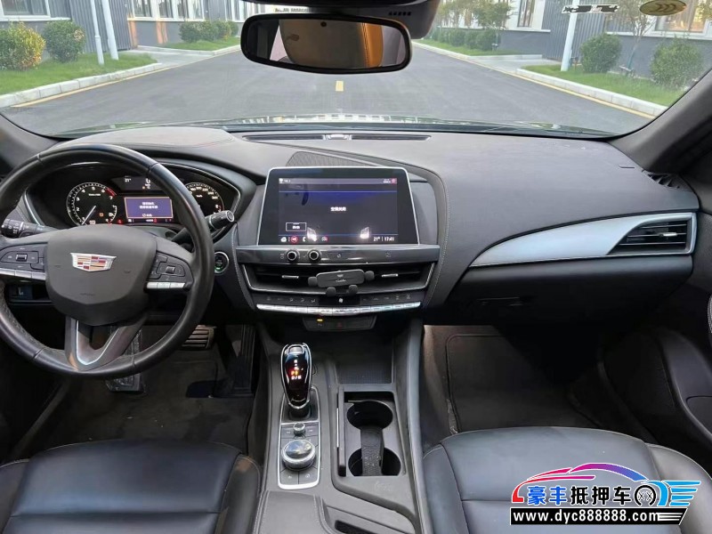 21年凯迪拉克CT5轿车抵押车出售