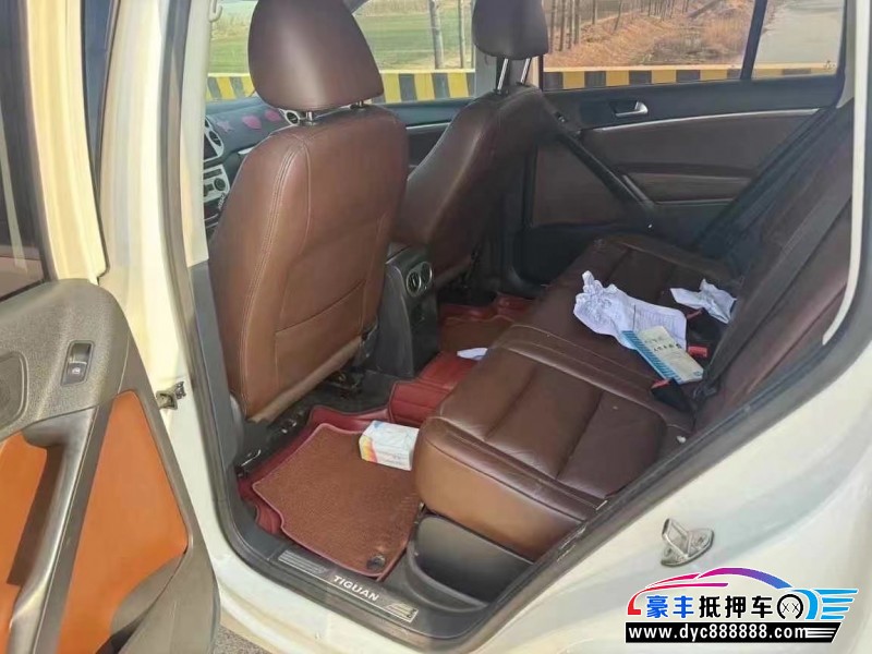 16年大众途观轿车抵押车出售