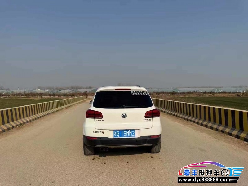 16年大众途观轿车抵押车出售