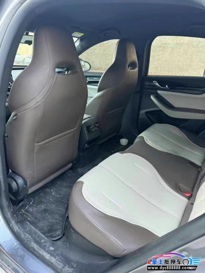 24年比亚迪秦轿车抵押车出售