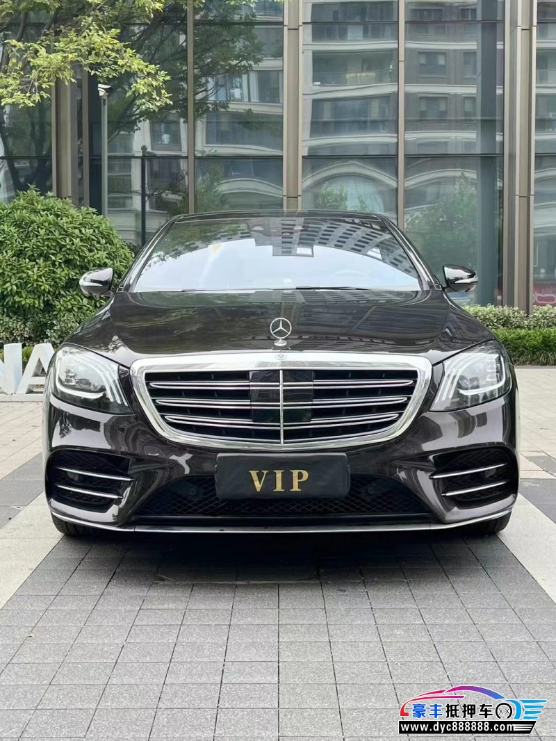 19年奔驰S轿车抵押车出售