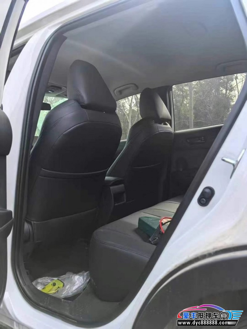 24年丰田锋兰达SUV抵押车出售