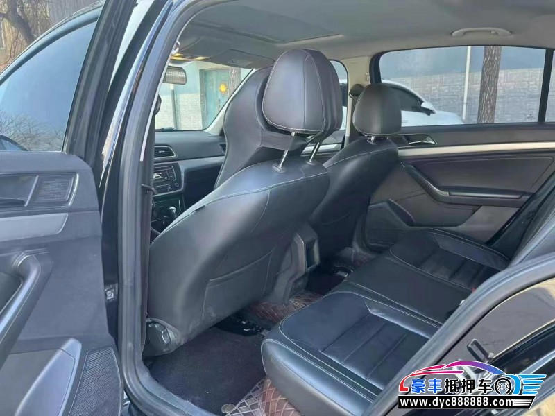 17年大众朗逸轿车抵押车出售