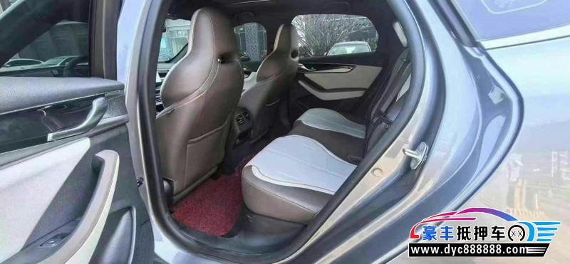 24年比亚迪秦轿车抵押车出售