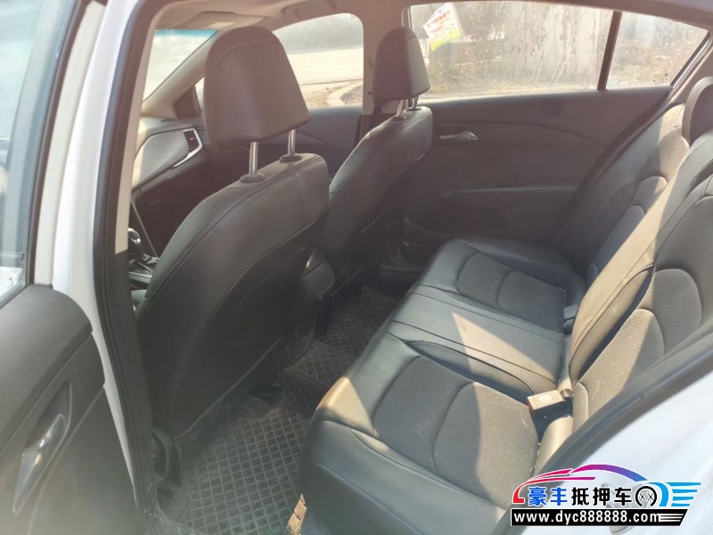 18年雪佛兰科沃兹轿车抵押车出售