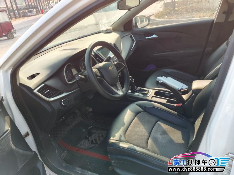 18年雪佛兰科沃兹轿车抵押车出售