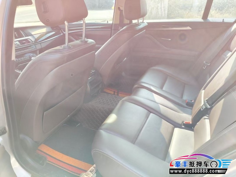 15年宝马5系轿车抵押车出售