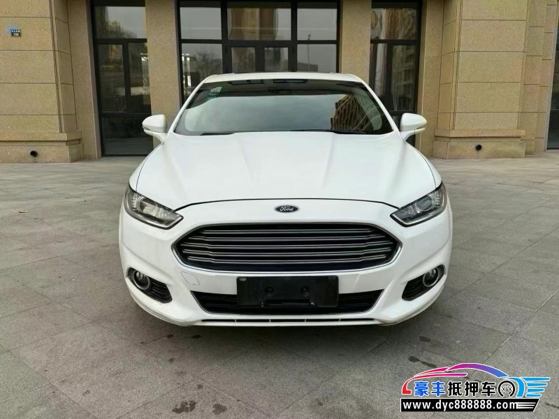 15年福特蒙迪欧轿车抵押车出售