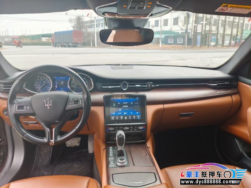 18年玛莎拉蒂总裁轿车抵押车出售