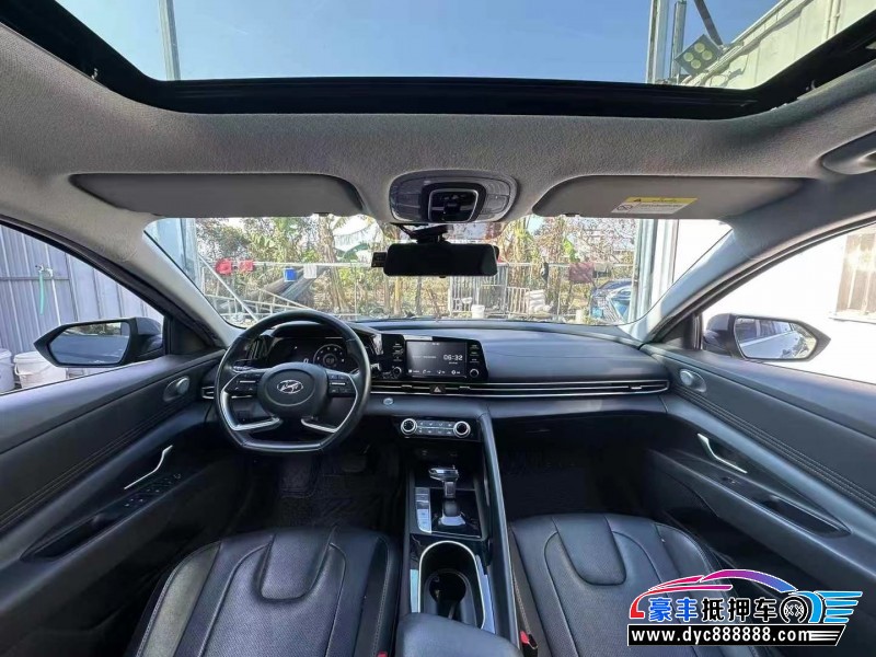 21年现代伊兰特轿车抵押车出售