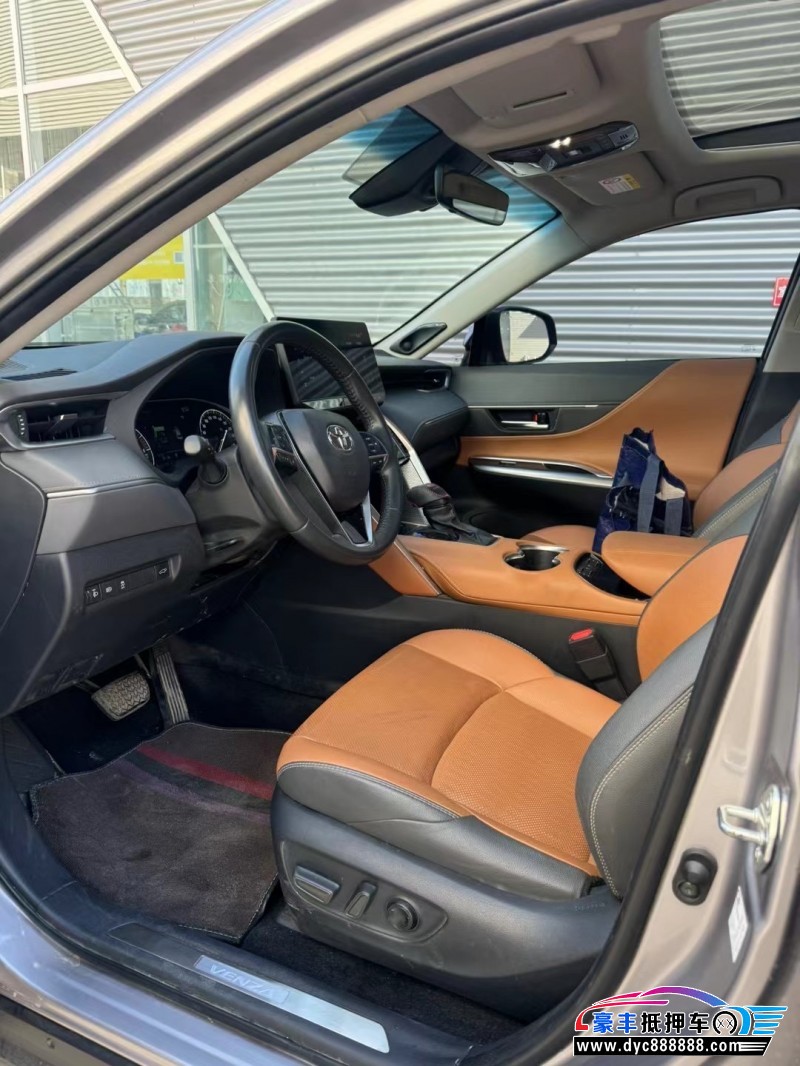 22年丰田威飒轿车抵押车出售