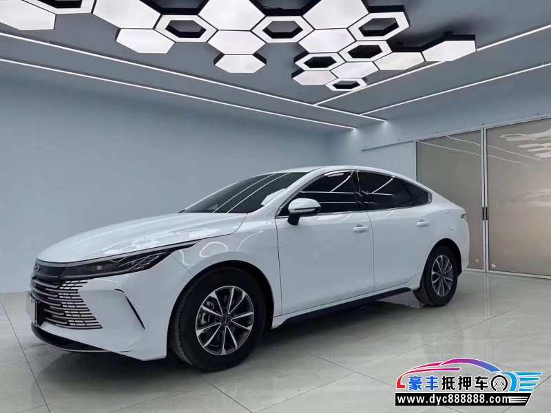 24年比亚迪驱逐舰轿车抵押车出售