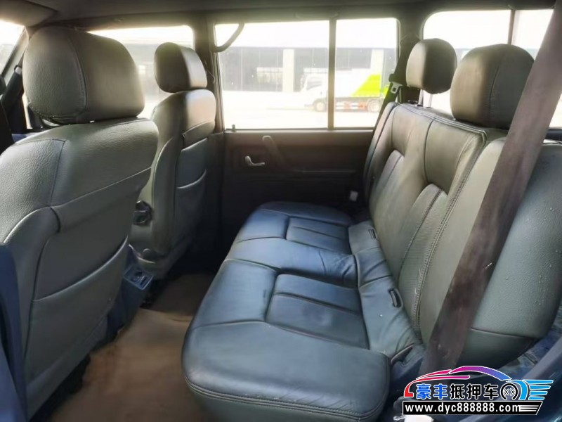 11年猎豹汽车黑金刚轿车抵押车出售